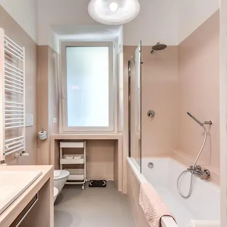 Via Provana San Giovanni 2 Bedroom Rom