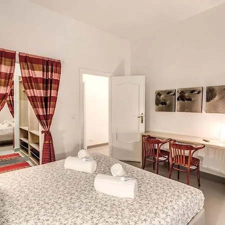Via Provana San Giovanni 2 Bedroom דירה רומא