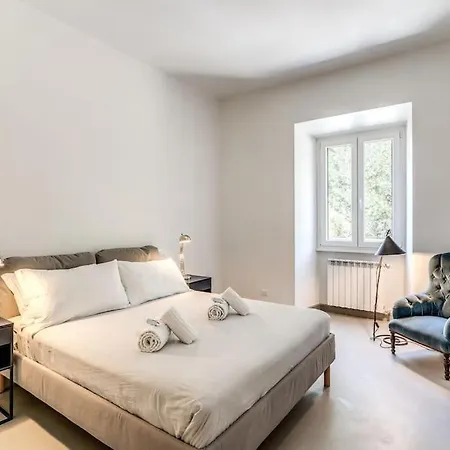 Via Provana San Giovanni 2 Bedroom * רומא